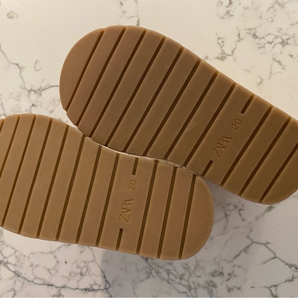 Zara baby boots - Picture 3 of 4